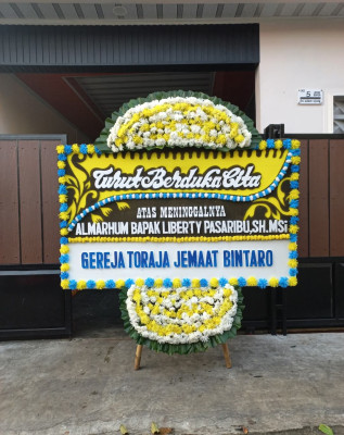 Papan Bunga Duka di Kotaanyar