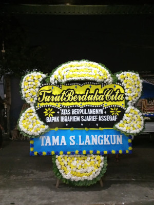Papan Bunga Duka di Kotaanyar
